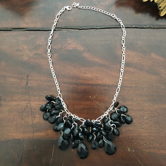 Jewelry - Chunky black and sliver necklace